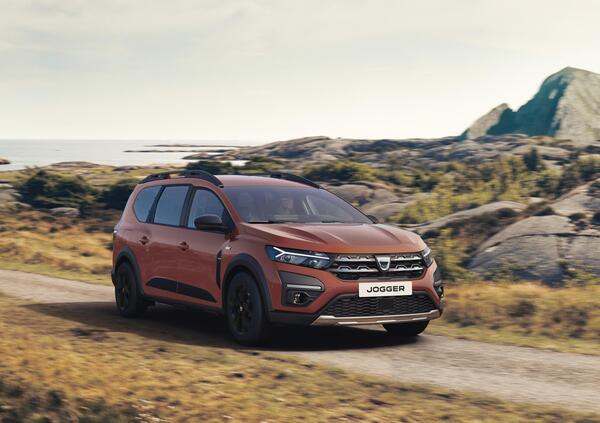 Dacia Jogger, l'anello di congiunzione tra un crossover e una monovolume arriva al Salone di Monaco [Video]