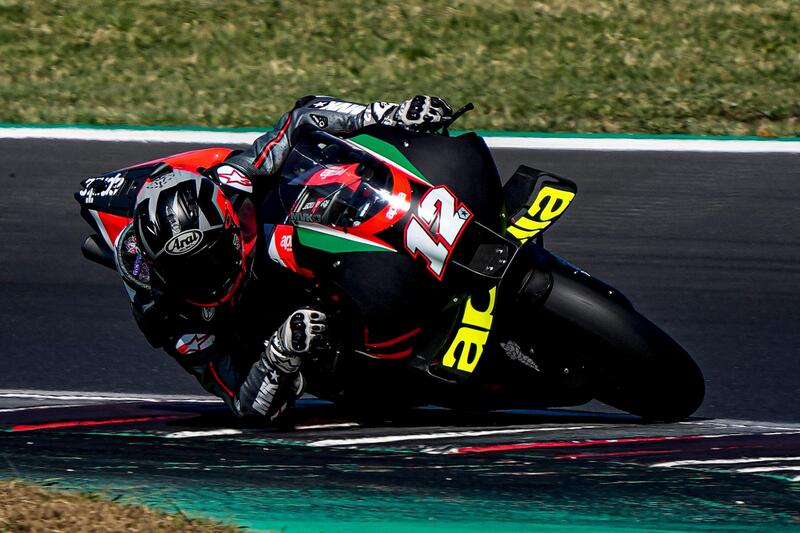 Maverick Vinales in azione con l&#039;Aprilia RS-GP a Misano