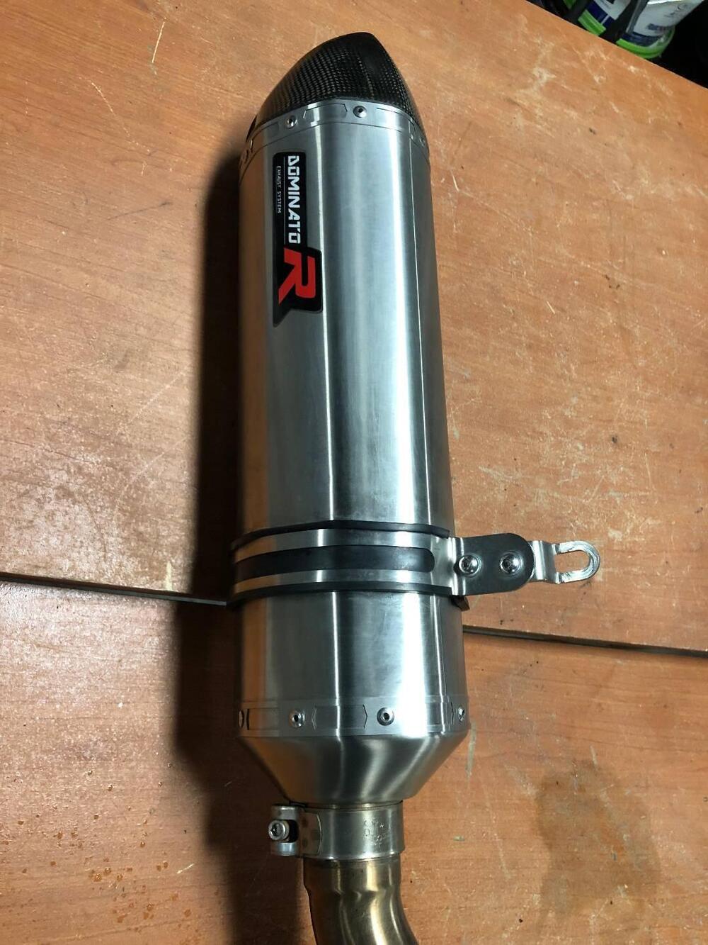 Terminale di scarico Triumph Tiger 800 '11-'14 DOMINATOR (4)