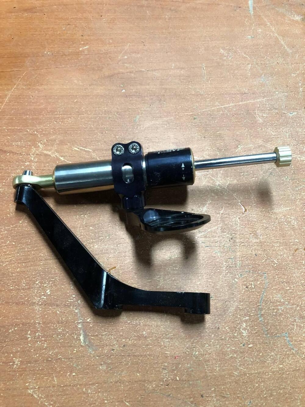 Ammortizzatore Triumph Speed Triple '11-'13 (2)