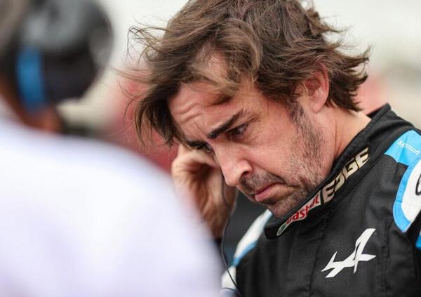 [VIDEO] Fernando Alonso &egrave; (ancora) di un&#039;altra categoria: la partenza e il sorpasso su Sainz a Zandvoort