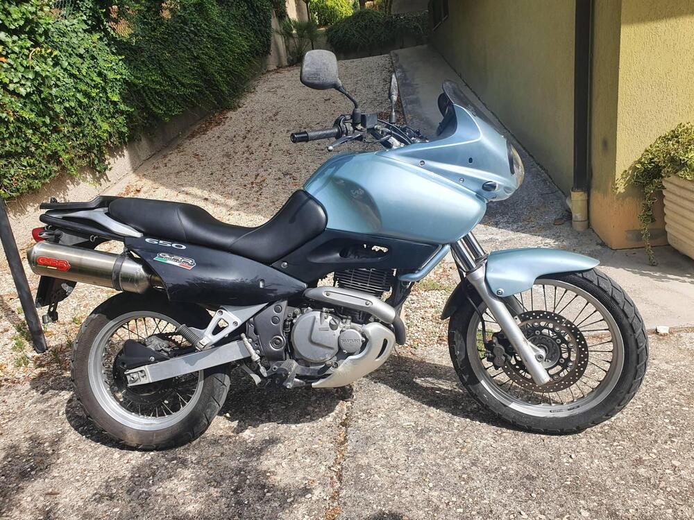 Suzuki XF 650 Freewind (1997 - 03) (2)