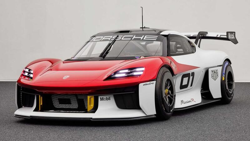 Porsche Mission R, l&rsquo;elettrica da 1.088 cavalli che va forte come una 911 GT3 Cup