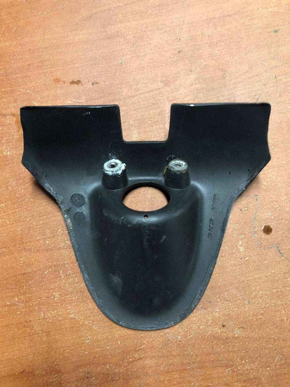 Cover centrale serbatoio MV Agusta 750 '04 (3)