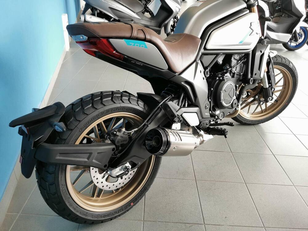 CFMOTO 700CL-X Heritage (2021 - 25) (6)