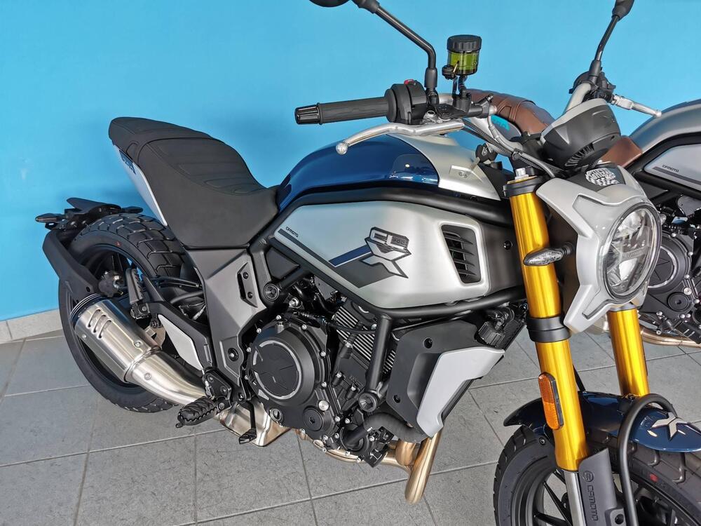 CFMOTO 700CL-X Heritage (2021 - 25) (3)