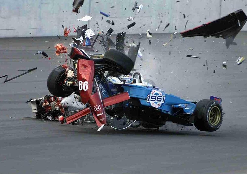 11 settembre 2001: &ldquo;Al Lausitzring si correr&agrave;&rdquo;. E Alex Zanardi nell&rsquo;incidente si salv&ograve; per miracolo