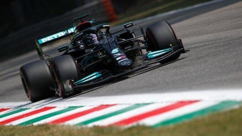 F1, Hamilton: &quot;Sar&agrave; una vittoria facile per Verstappen&quot;