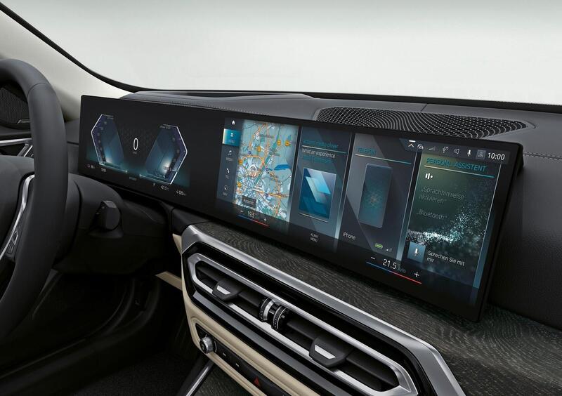 BMW i4 (2021-->>) (34)