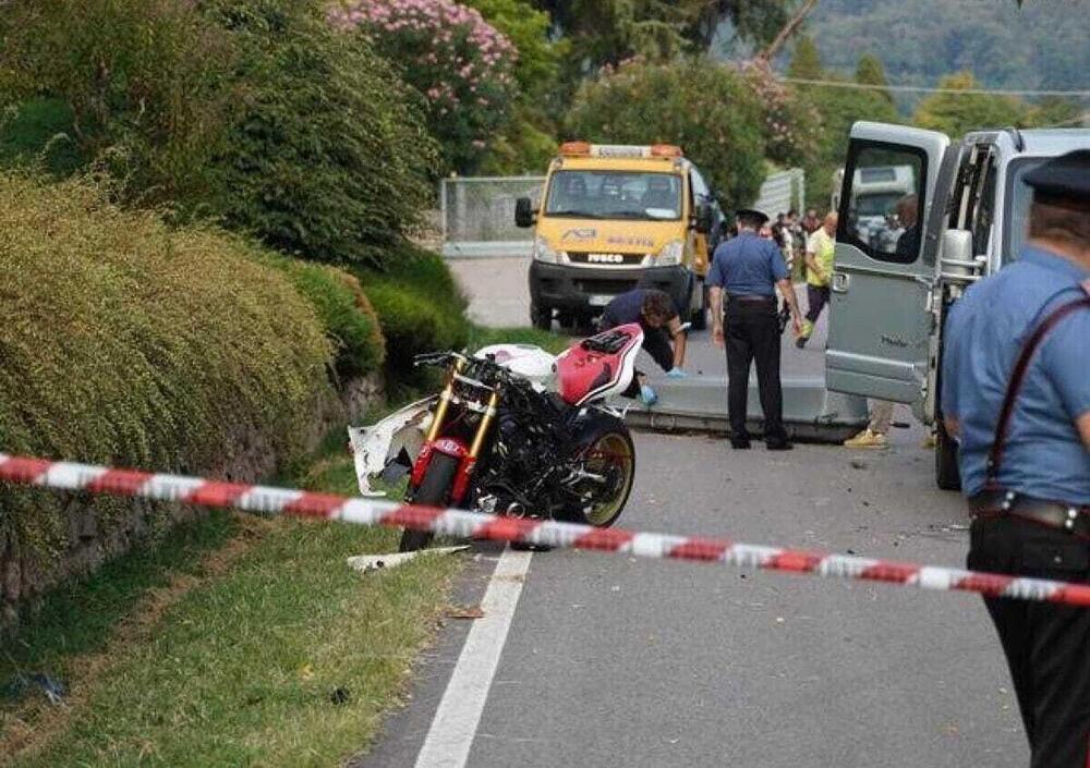 Scontro tra una Yamaha e due auto nel veronese: muore motociclista di trent&rsquo;anni