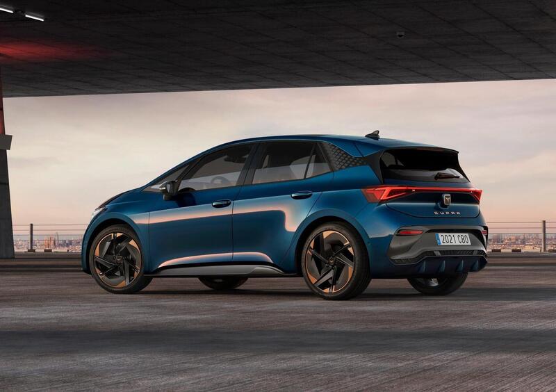 Cupra Born (2021-->>) (4)