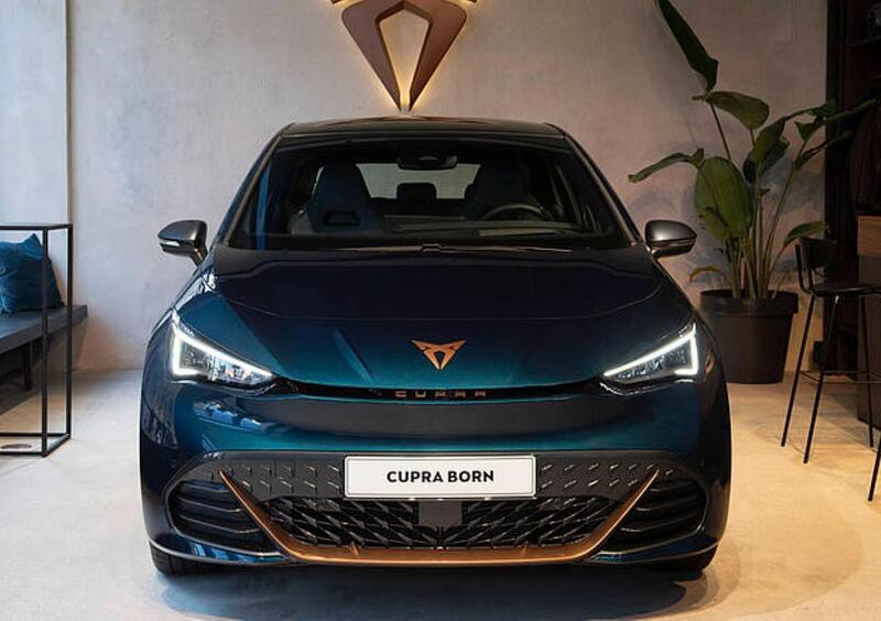 Cupra Born (2021-->>) (3)