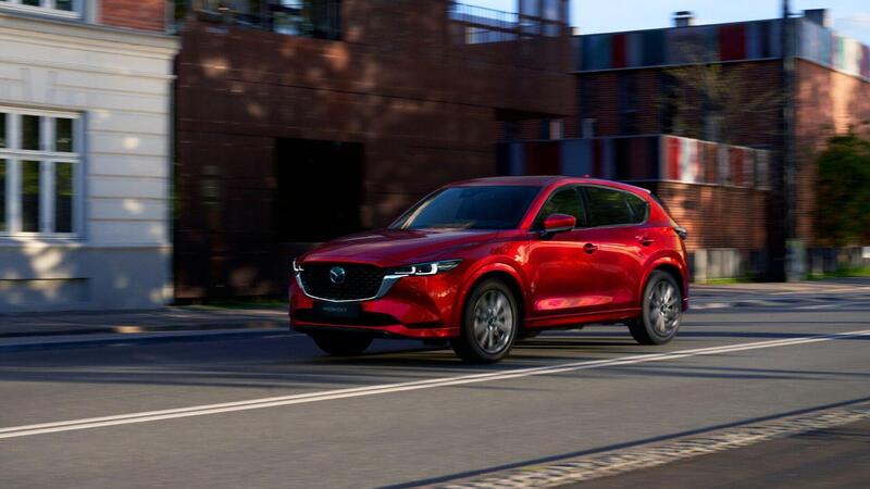 Nuova Mazda CX-5 2022: ritocchi di stile e nuovi contenuti