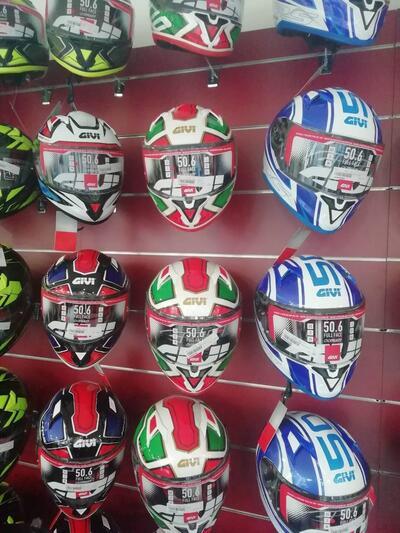 Casco integrale Givi 50.6