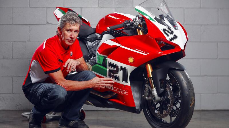 Ducati Panigale V2 Bayliss 1st Championship 20th Anniversary, al via la produzione