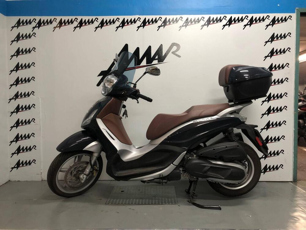 Piaggio Beverly 350 ABS (2016 - 20) (3)