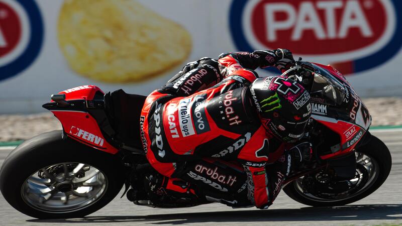 SBK 2021. GP di Catalunya a Barcellona: Scott Redding vince Gara1 sotto la pioggia, Bassani e Rinaldi sul podio