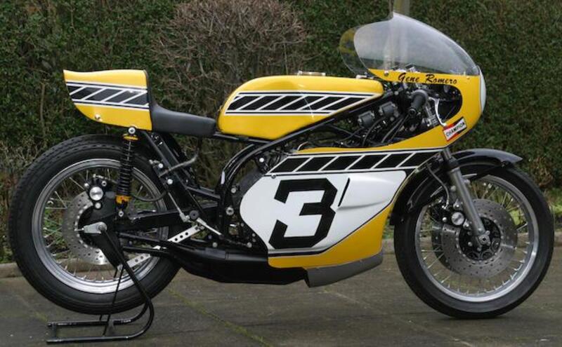 La Yamaha TZ ha dominato il trofeo FIM 750 (e le gare AMA) fino alla fine. Il motore a quattro cilindri in linea aveva l&rsquo;ammissione controllata da valvole a lamelle