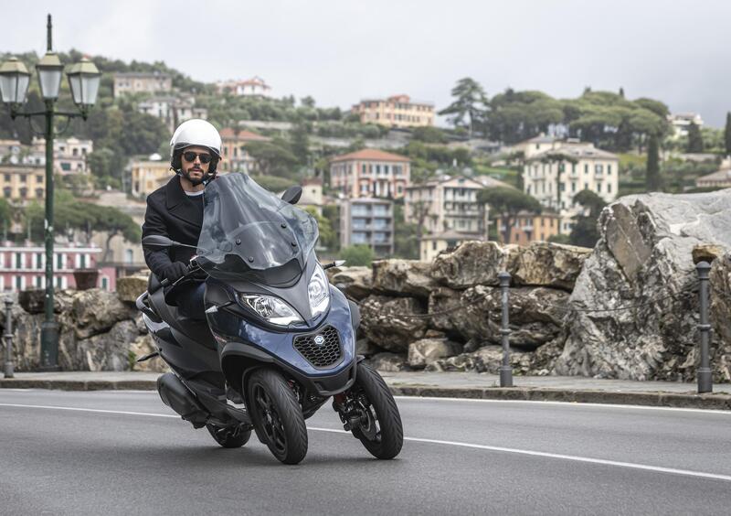 Piaggio vince in tribunale: Peugeot Motocycles non pu&ograve; vendere il Metropolis