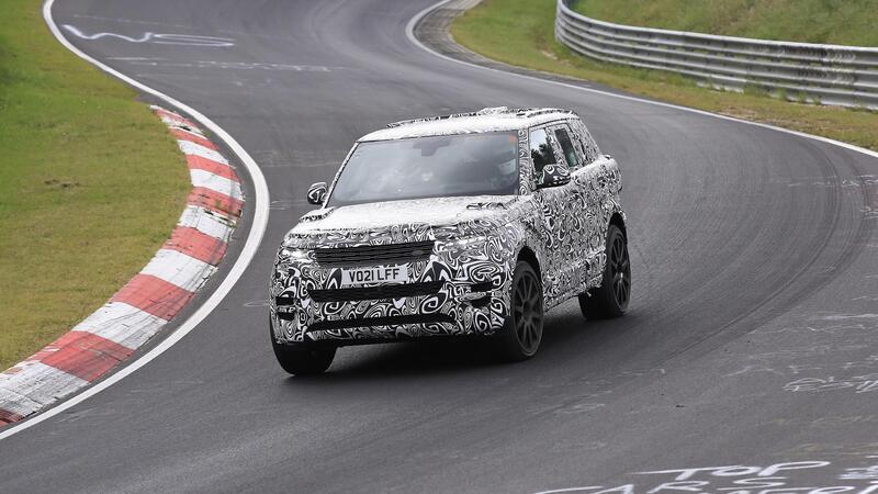 Range Rover Sport SVR, le foto spia 