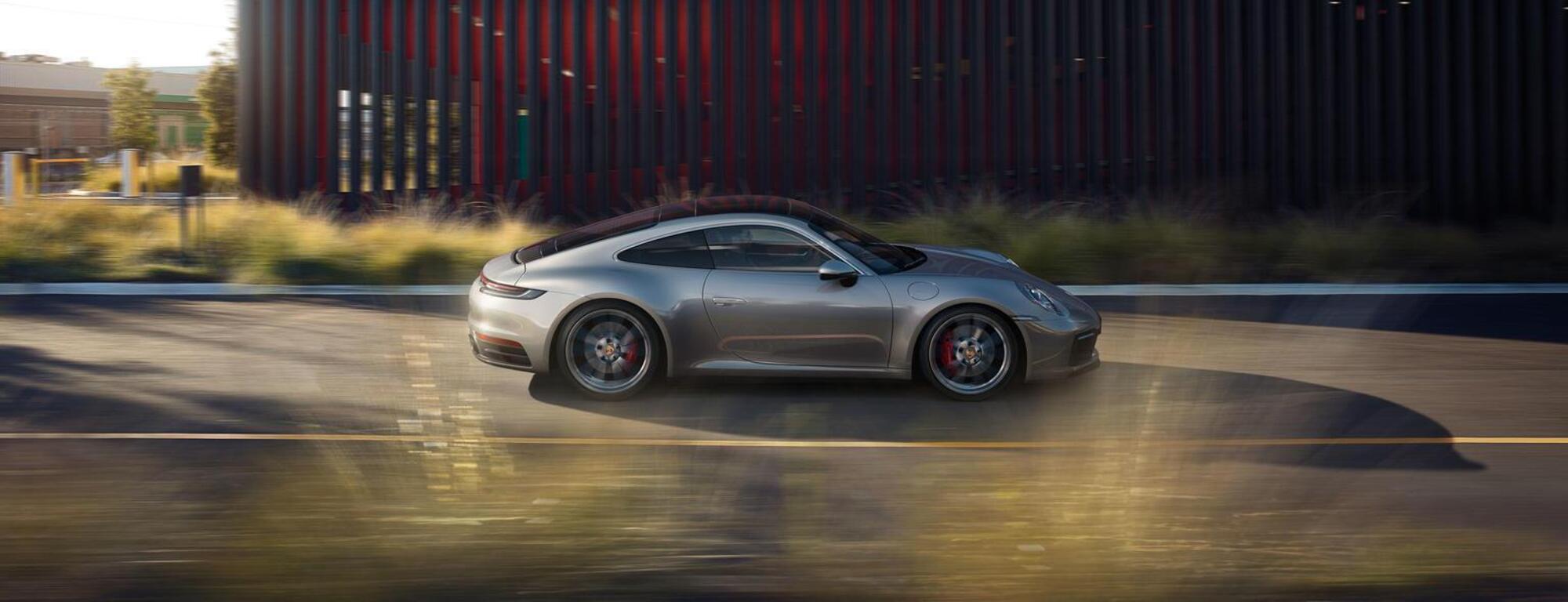 Quanto costa una Porsche 911 nuova con la &quot;promo svizzera&quot;? 1.223 euro al mese