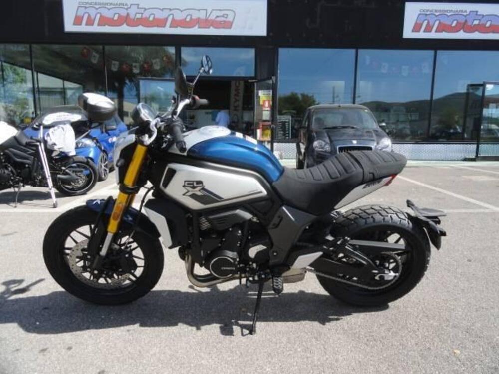 CFMOTO 700CL-X Heritage (2021 - 25)