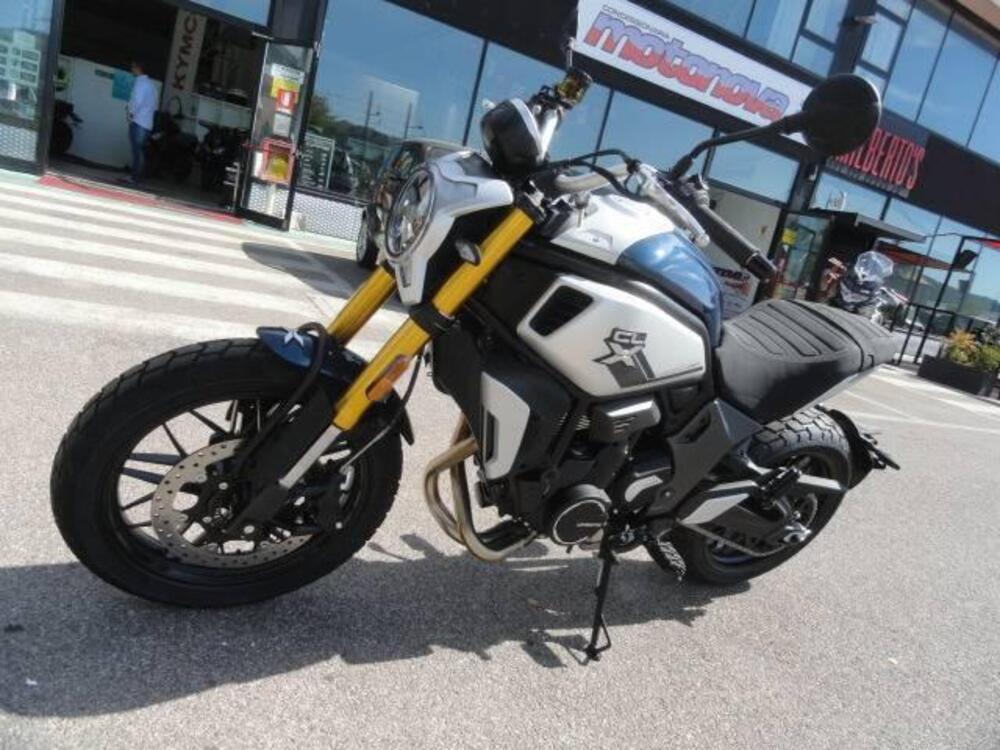 CFMOTO 700CL-X Heritage (2021 - 25) (2)