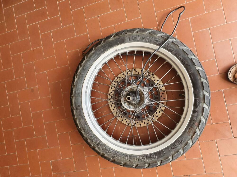 Suzuki XF 650 Freewind (1997 - 03) (5)