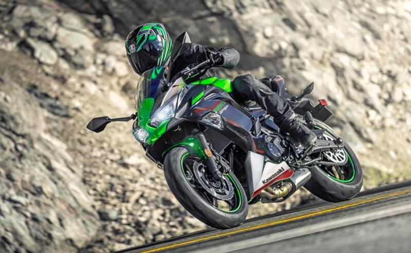 Kawasaki Ninja 650, le nuove colorazioni 2022 e la &ldquo;Performance&rdquo;