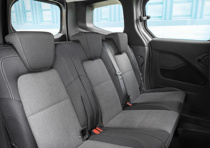 Mercedes-Benz Citan (2021-->>) (13)