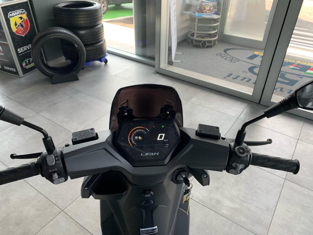 Lifan E4 L3e Doppia Batteria (2021 - 25) (10)