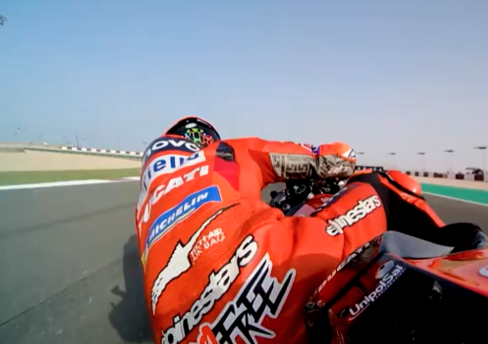 [VIDEO] Pecco Bagnaia insegna ai piloti di Formula 1 come andare forte in Qatar