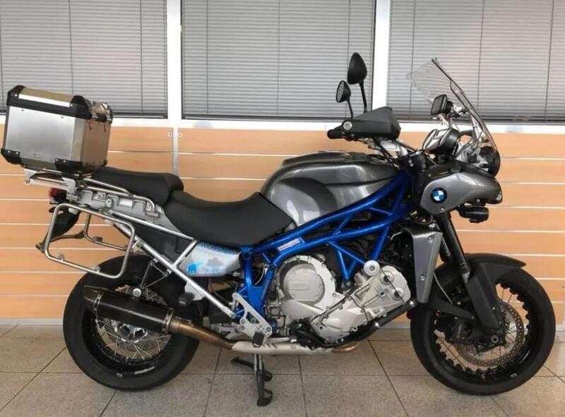 BMW K1600GS Mammoth Bakker. La sei cilindri in salsa GS