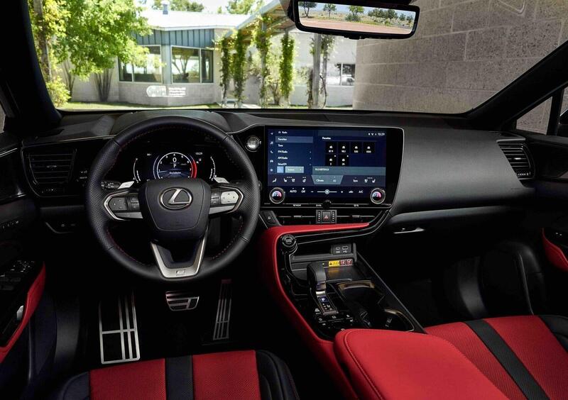 Lexus NX (2021-->>) (16)
