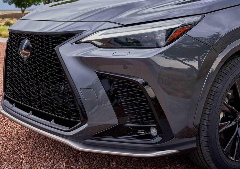 Lexus NX (2021-->>) (26)