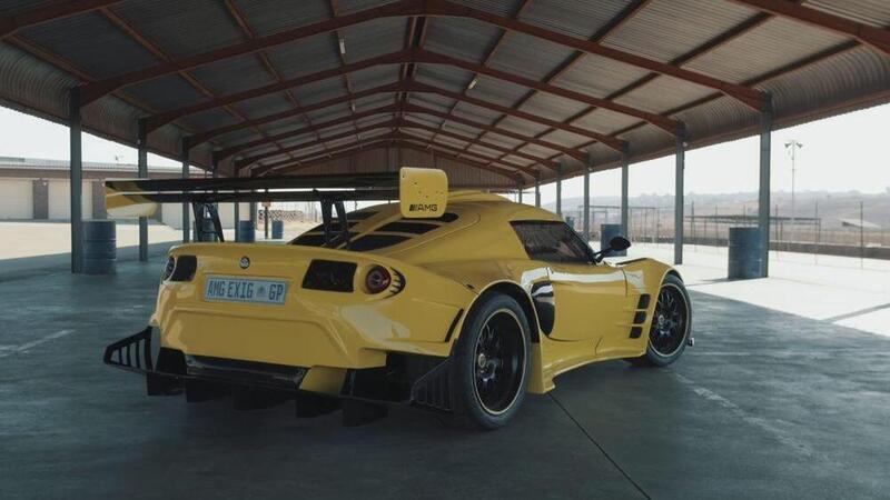 La Lotus Exige (omologata) con un V8 AMG &egrave; un capolavoro da 650 CV