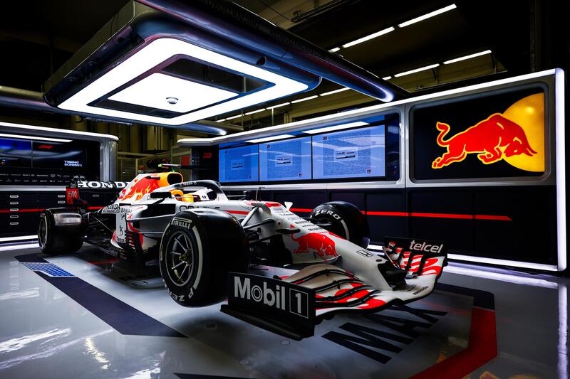 F1, Red Bull e Alpha Tauri livrea speciale in Turchia per omaggiare la Honda