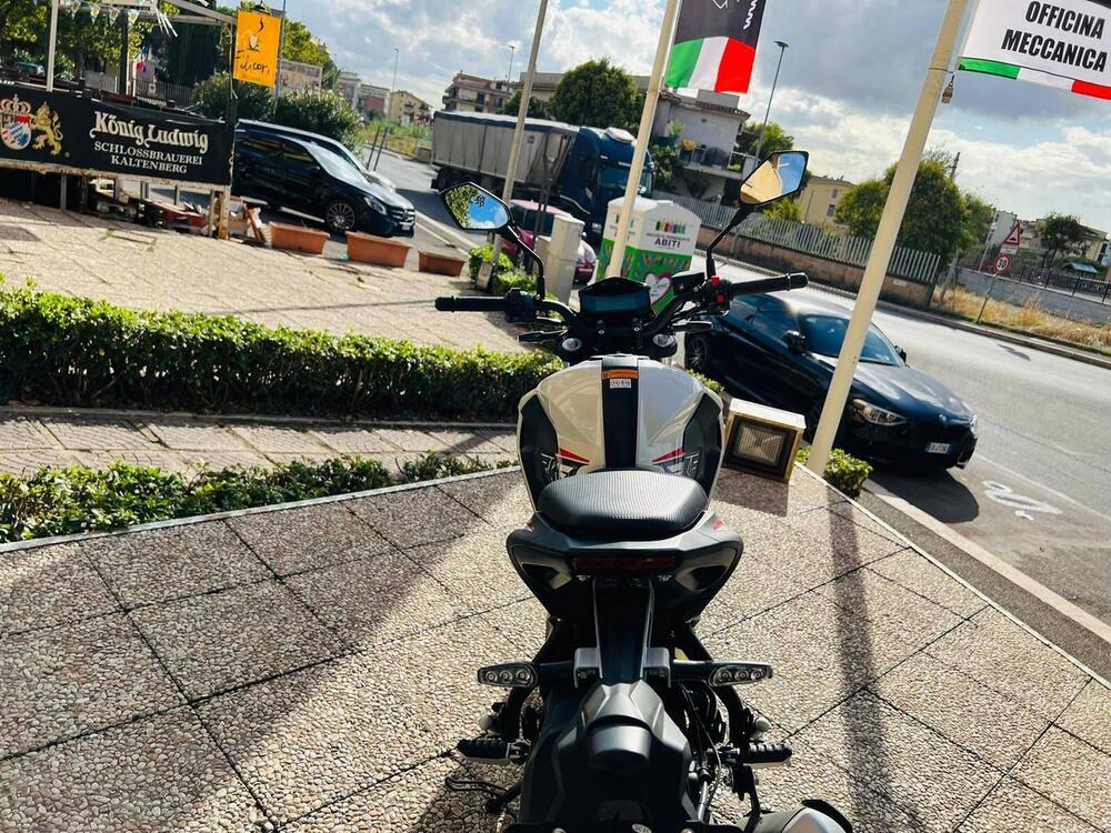 Keeway Motor RKF 125 (2021 - 24) (11)