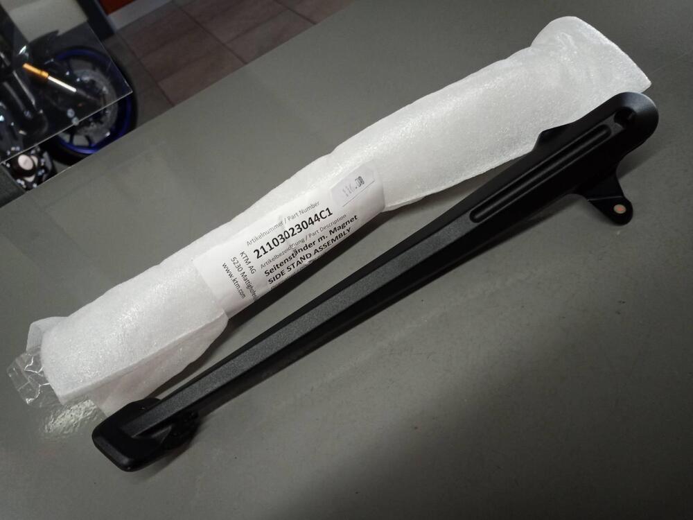 Cavalletto laterale Husqvarna 701