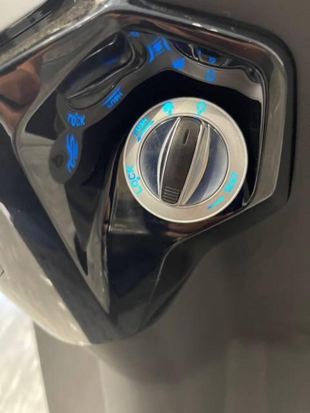 Piaggio 1 Active (2022 - 25) (2)