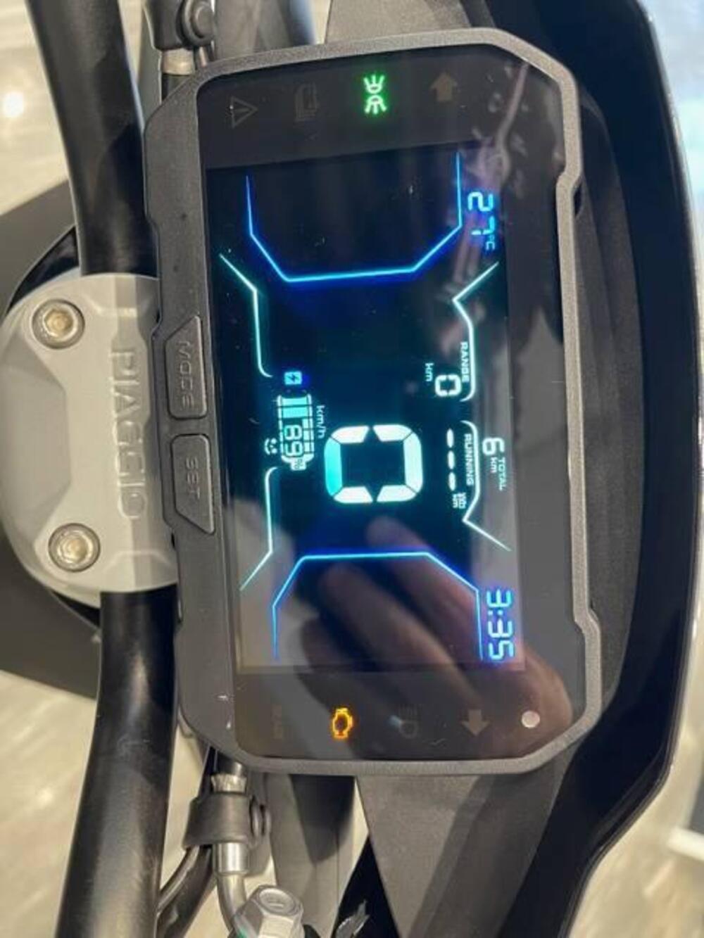 Piaggio 1 Active (2022 - 25) (5)