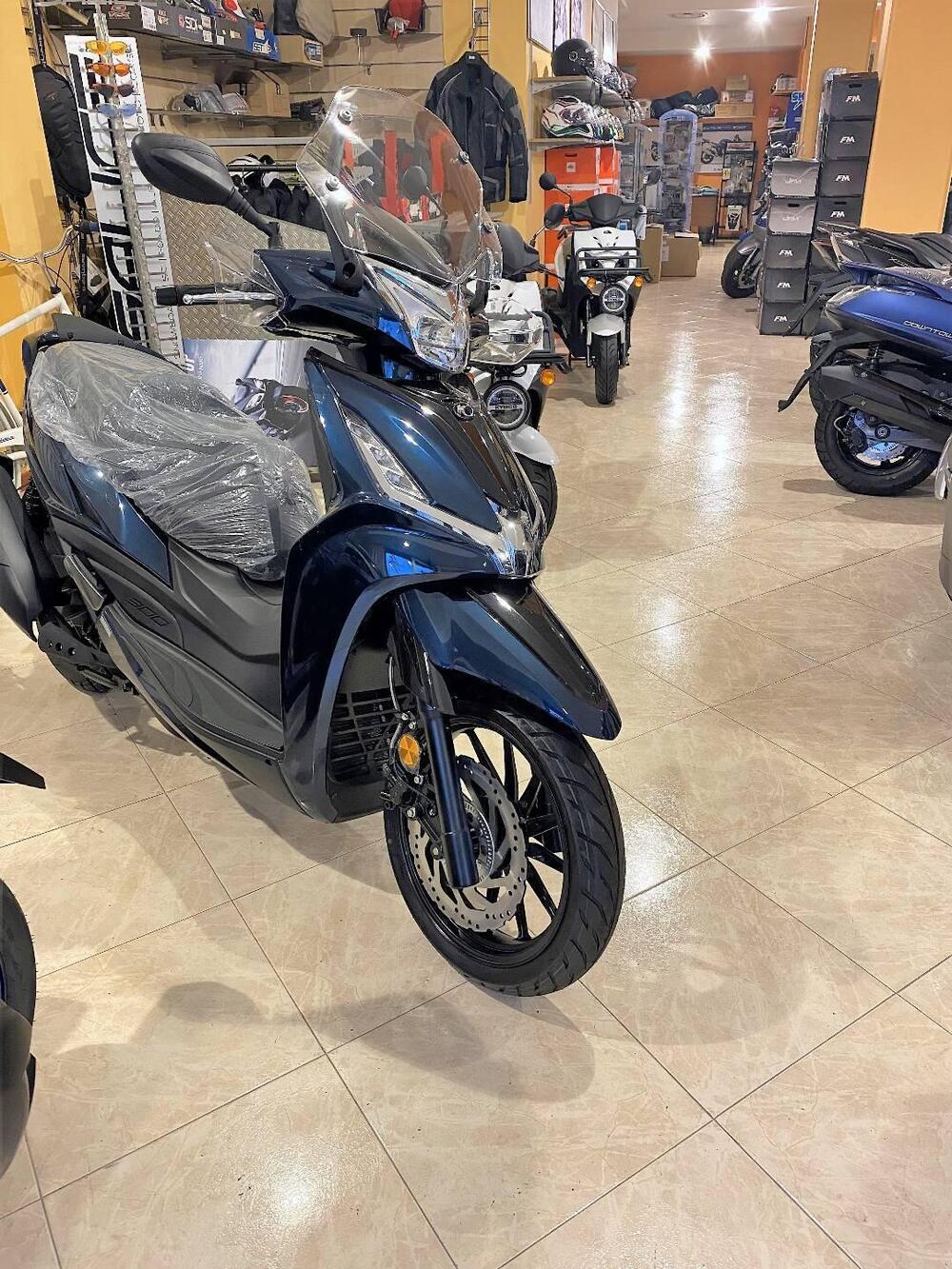 Kymco Agility 300i (2021 - 25) (3)