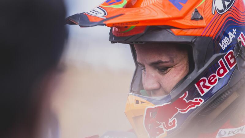 Dakar 2022. Laia-Sanz-Stop-Moto. Si passa al&hellip; volante