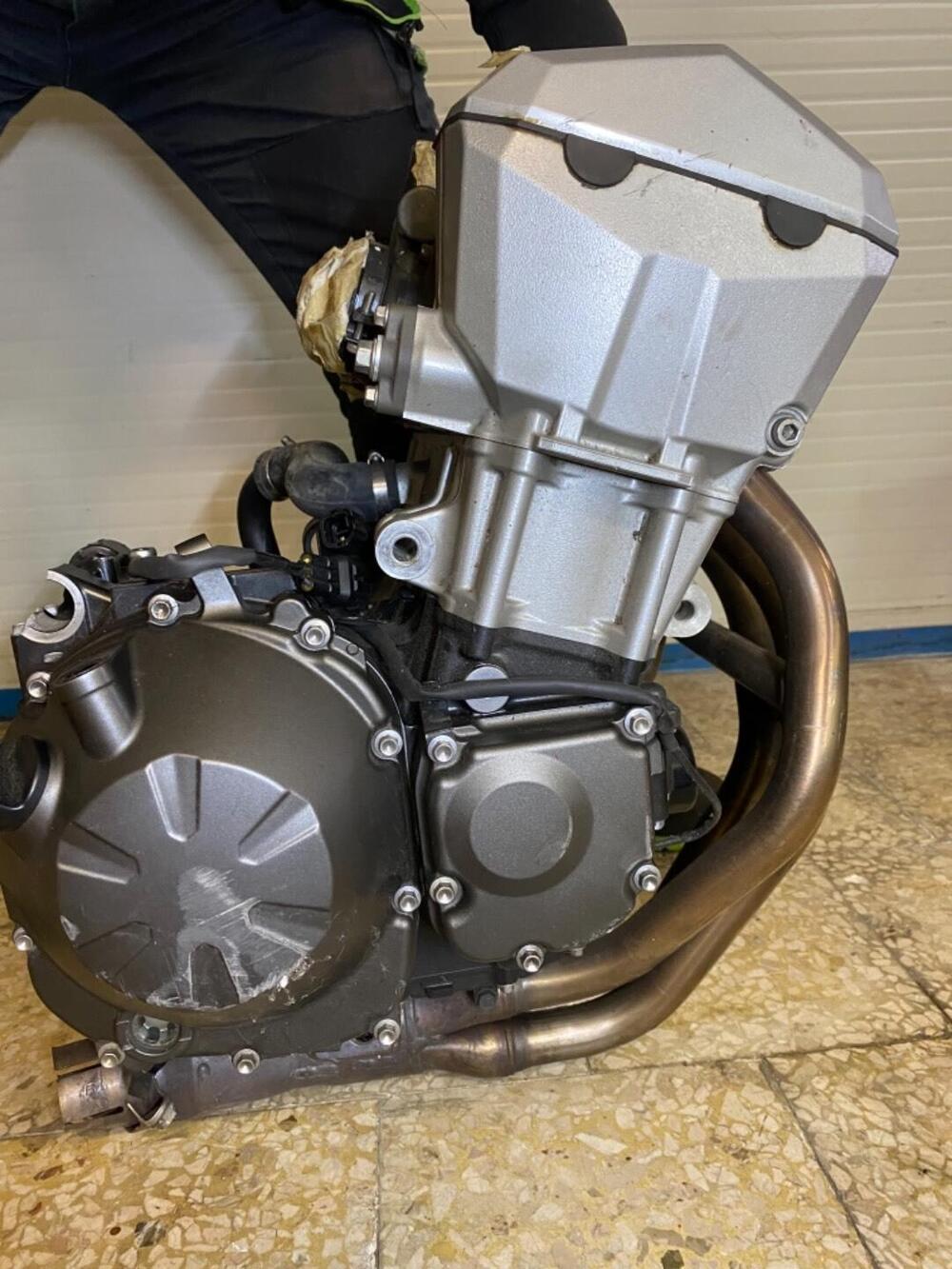 Motore Kawasaki z750 (3)