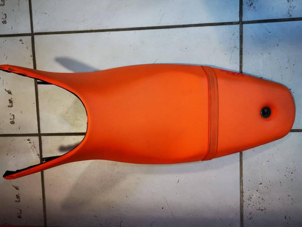 KTM SELLA PILOTA 990 SUPER DUKE 2005 2012 ORANGE (3)