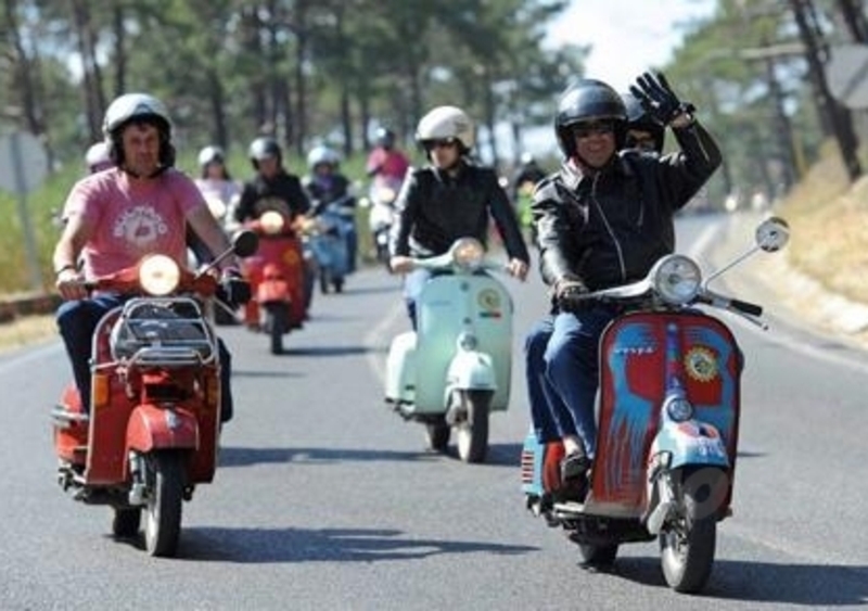 Rinnovata la convenzione tra FMI e Vespa Club