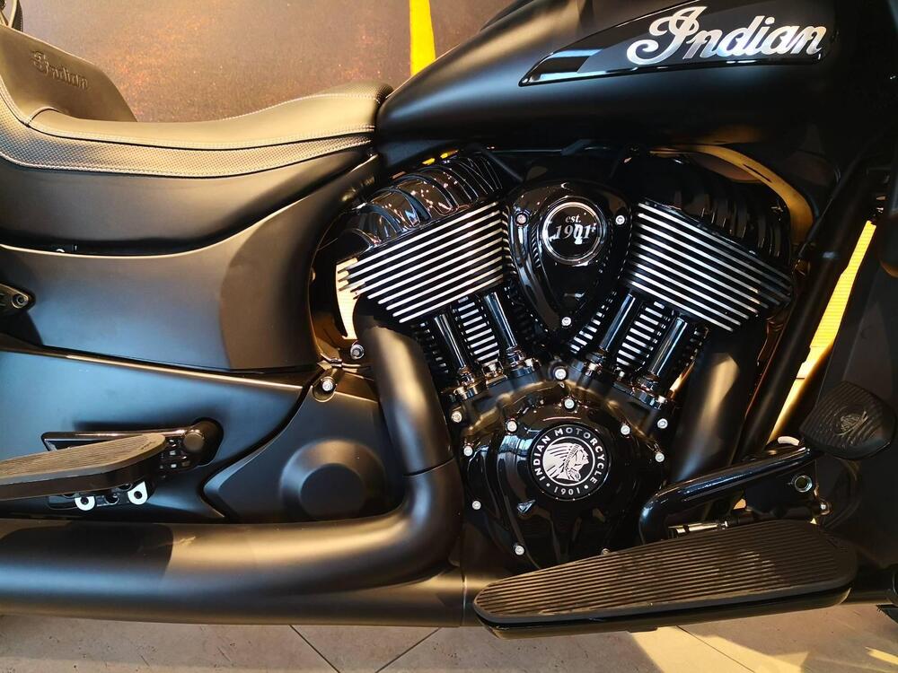 Indian Roadmaster 1890 Dark Horse (2021 - 25) (7)