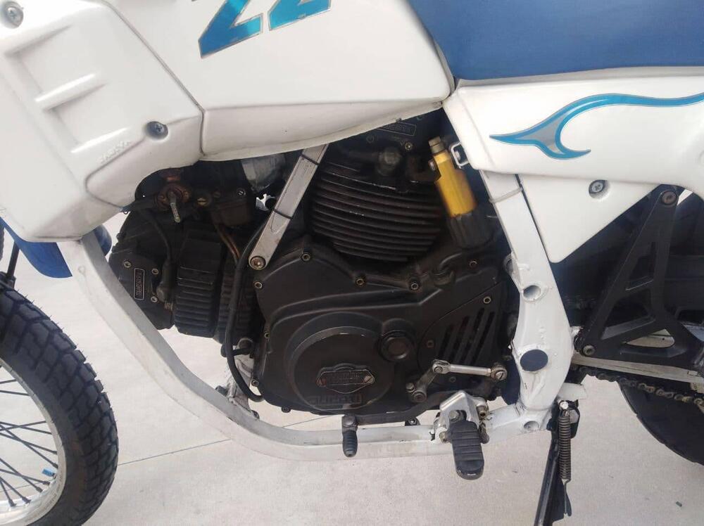 Cagiva ELEFANT 350 (3)