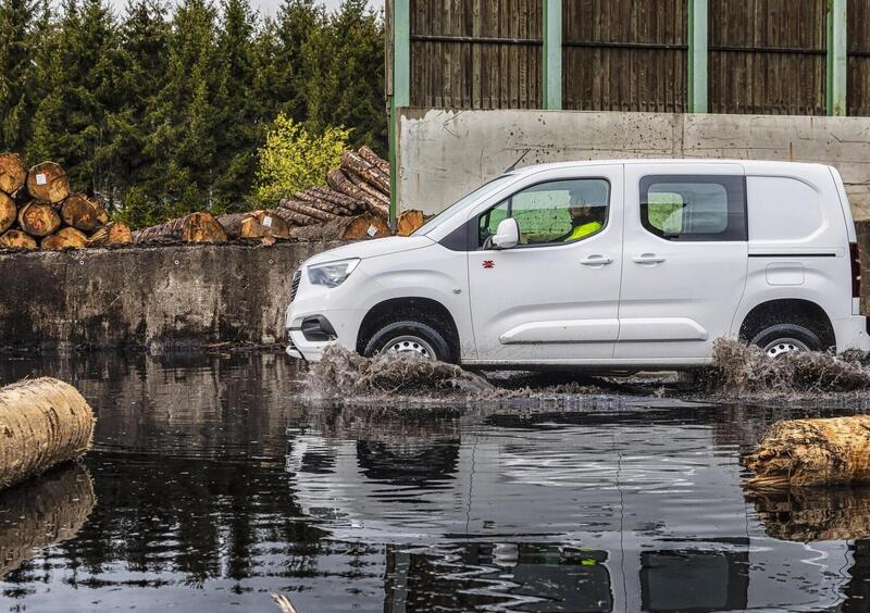 Opel Combo-e (2021-23) (2)