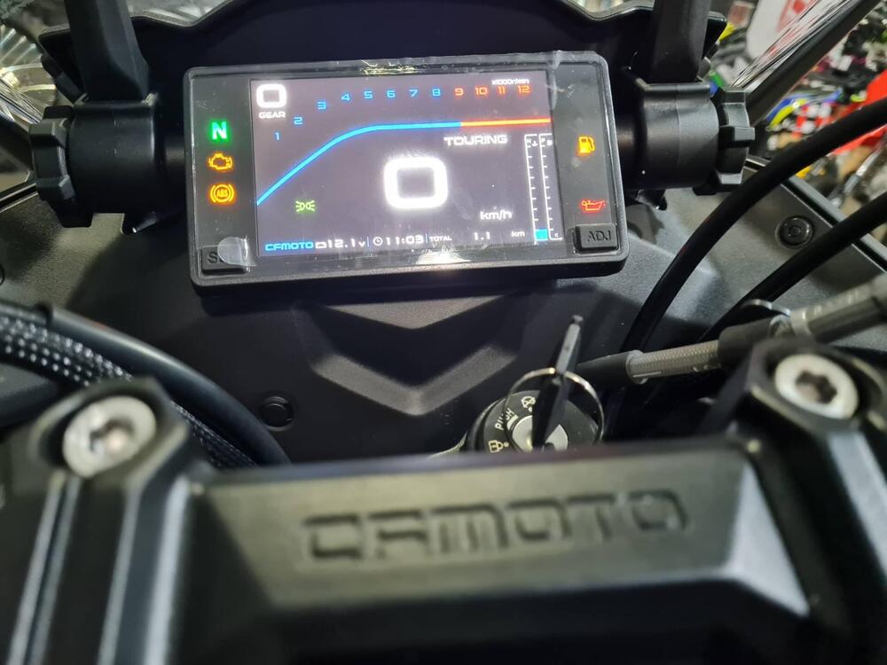CFMOTO 650GT (2021 - 26) (12)